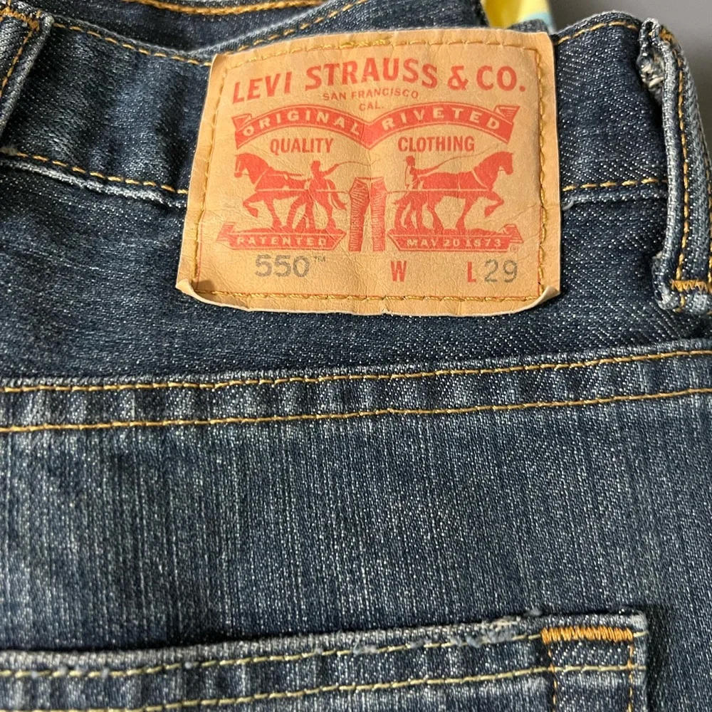 LEVI’S 559 Medium Wash Relaxed Fit Straight Leg Jeans 48x29